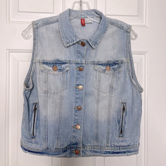 H&M Divided Distressed Denim Vest 14 - Picture 2 of 14